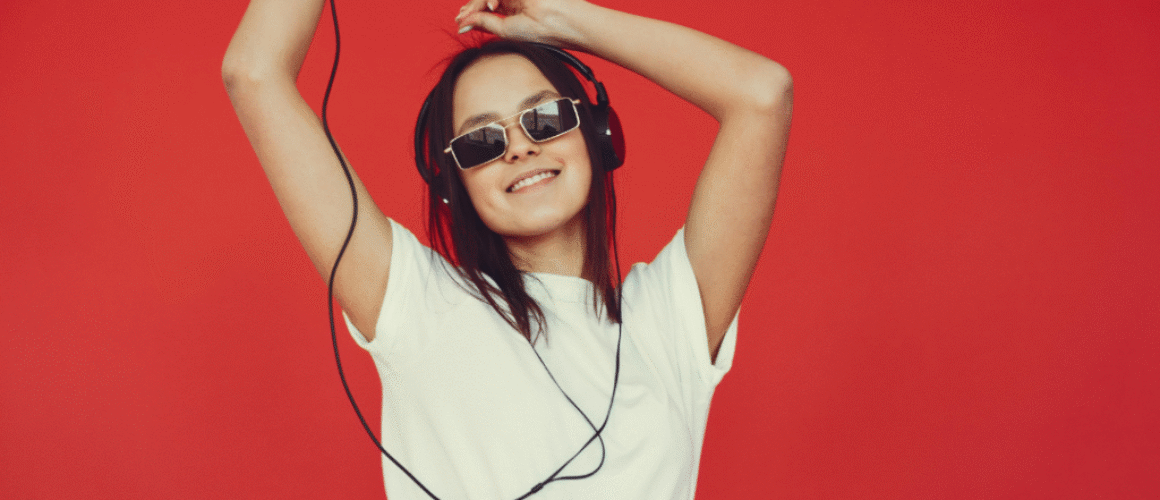 Top 10 Fashion Gadgets for the Modern Trendsetter.